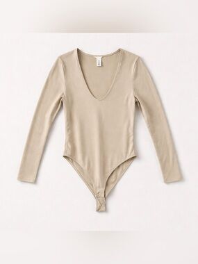 H&M Light Beige V-Neck Long Sleeve Bodysuit | Size Medium